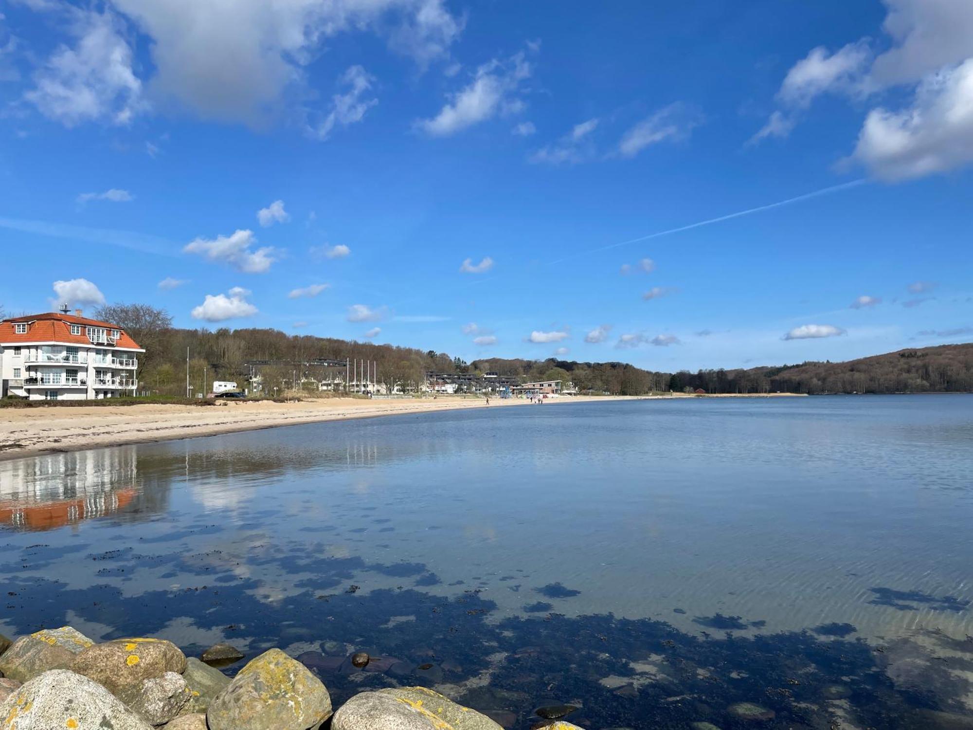 Strandliebe - Fewo Mit Meerblick Harrislee Bagian luar foto